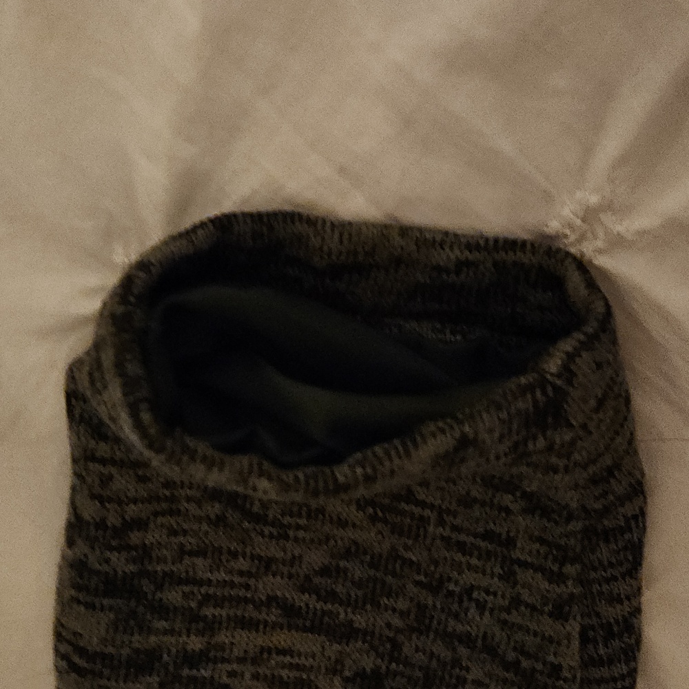 Green Quarter Button Sweater - Picture 5 of 6